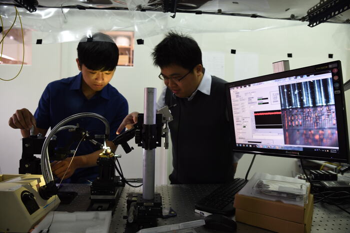 研究矽光子技術　中山光電系學生獲台積電「預聘」圖片